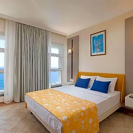 Loxia Comfort Hotel