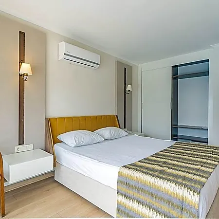 Hotell Loxia Comfort 5*