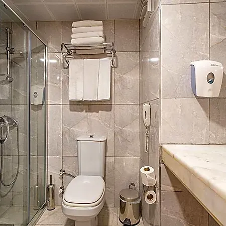 Loxia Comfort Hotell 5*